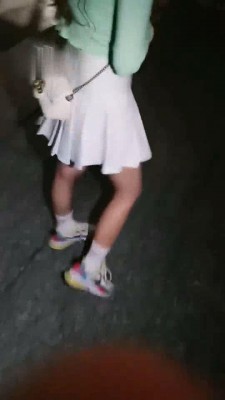 图片[2]-【梵高】路人美女踩踏下跪专场 bf9139-绳艺资料库